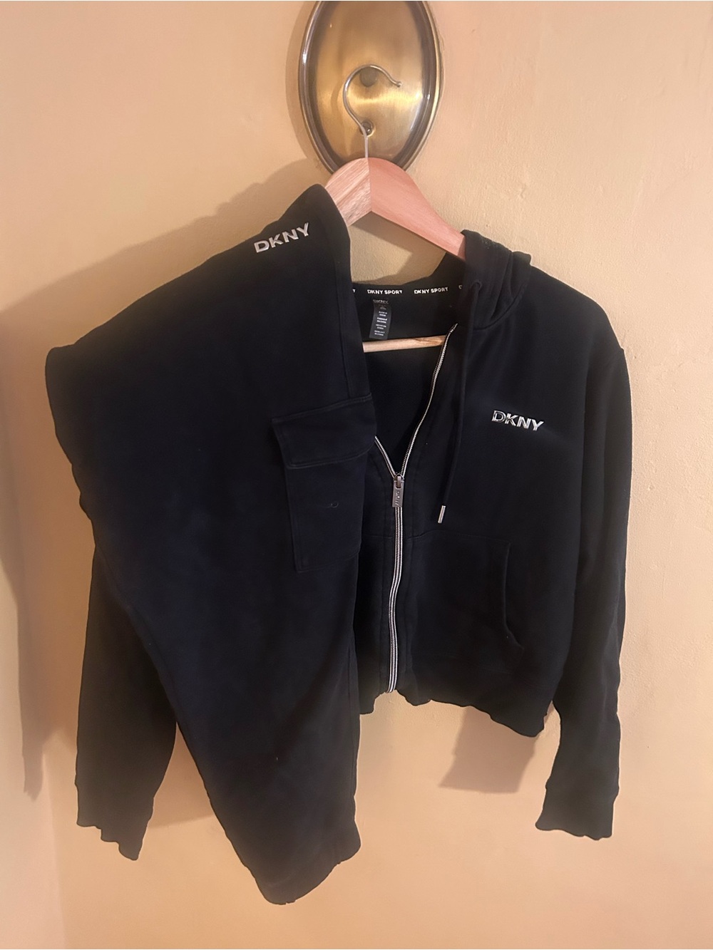 DKNY Black track suit size medium - Picture 2 of 7